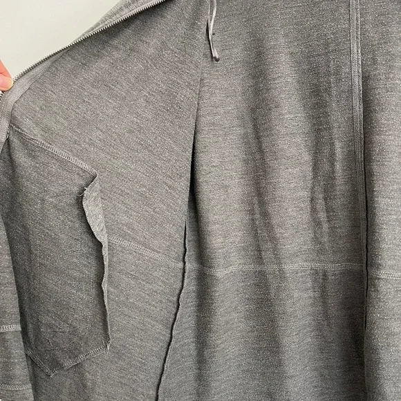 like new ! grey Cable & Gauge sweater / cardigan / pullover - Picture 5 of 6